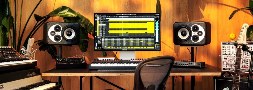 Steinberg Cubase Pro 15 (v15.0.10-R2R)